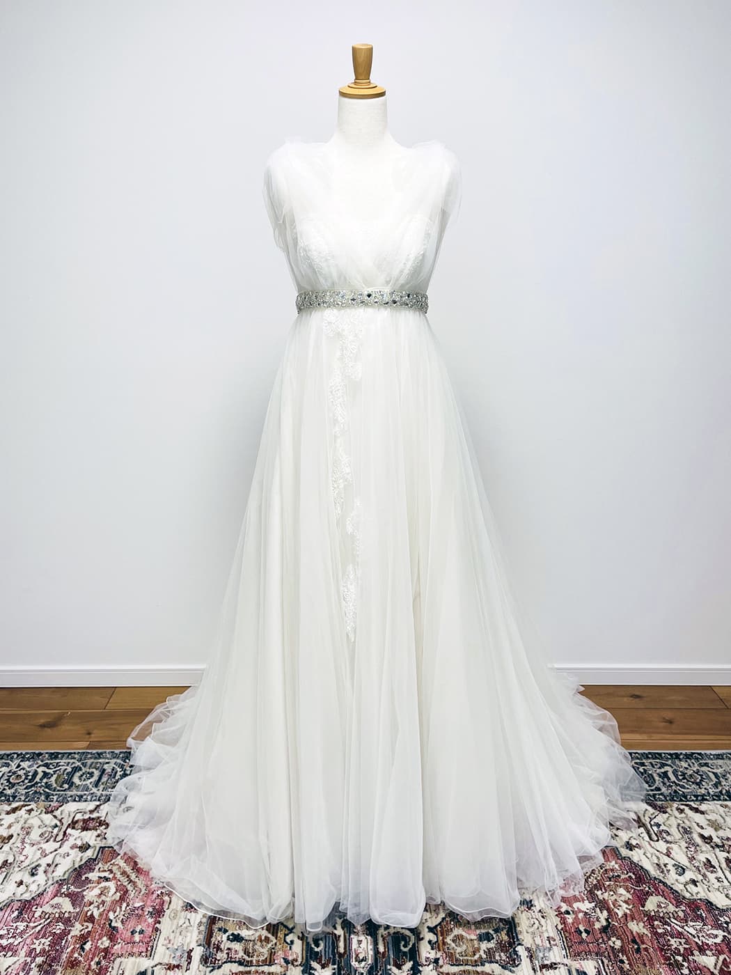 overthemonndressコレクション画像3