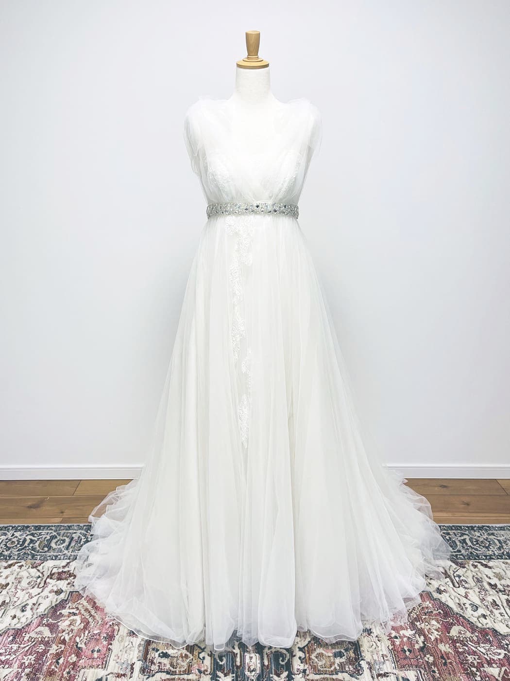 overthemonndressコレクション画像3